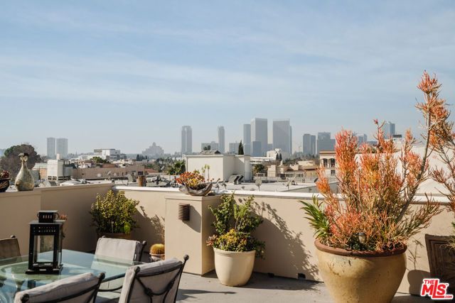 125 S Rexford Drive 303, Beverly Hills, CA 90212