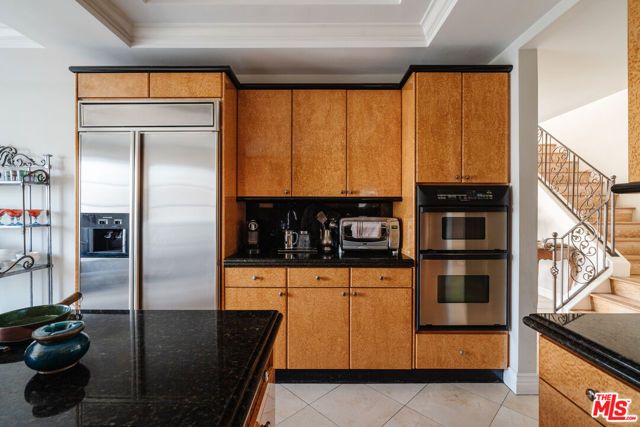 125 S Rexford Drive 303, Beverly Hills, CA 90212