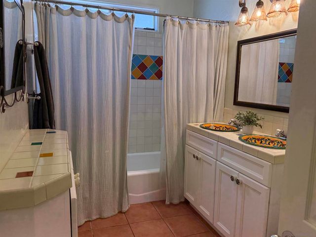 64 C Ave, Coronado, CA 92118