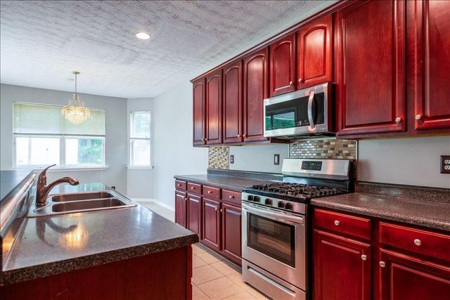 6164 Chastain Way, Fairburn, GA 30213