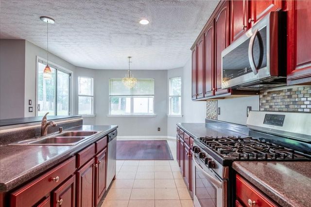 6164 Chastain Way, Fairburn, GA 30213