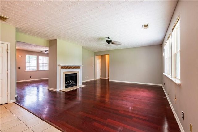 6164 Chastain Way, Fairburn, GA 30213