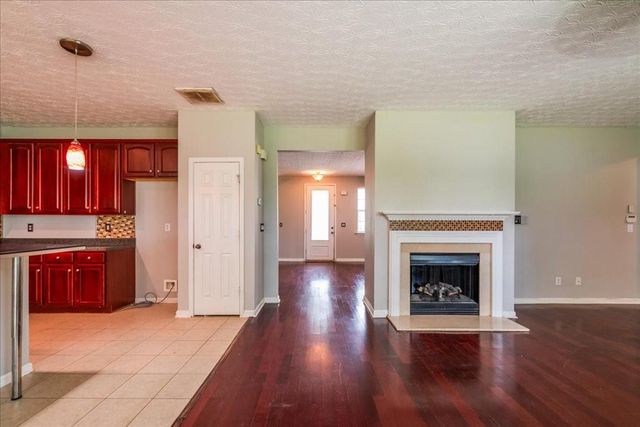 6164 Chastain Way, Fairburn, GA 30213
