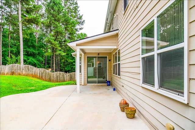 6164 Chastain Way, Fairburn, GA 30213