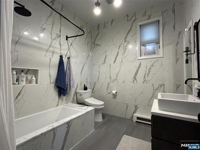 66 Irving Street, Jersey City, NJ 07307