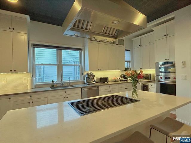 66 Irving Street, Jersey City, NJ 07307