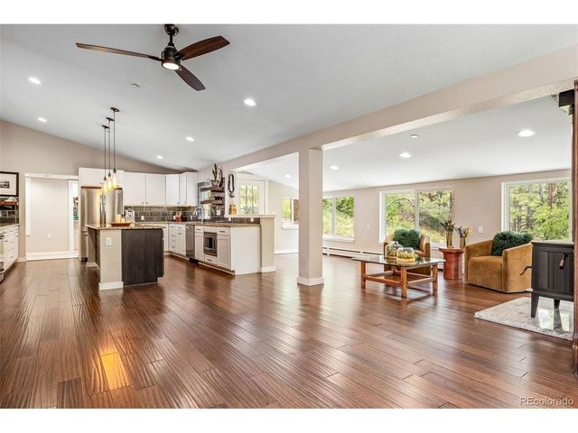 626 Valley Ln, Boulder, CO 80302