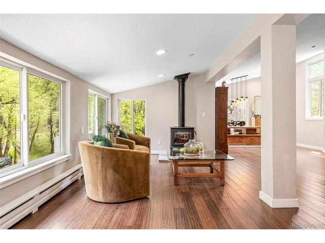 626 Valley Ln, Boulder, CO 80302