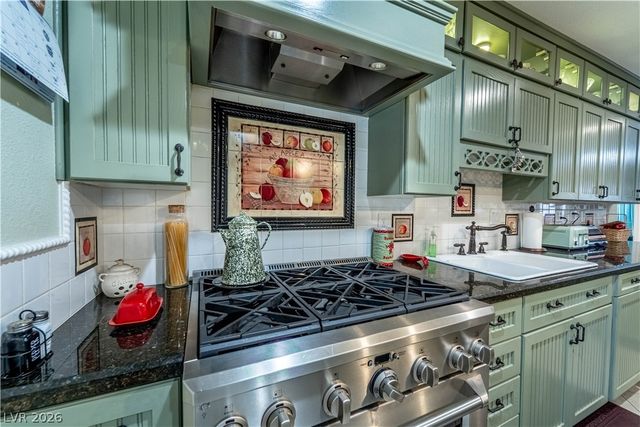 4656 Skyland Drive, Las Vegas, NV 89121
