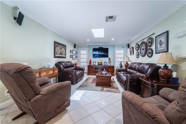 4656 Skyland Drive, Las Vegas, NV 89121