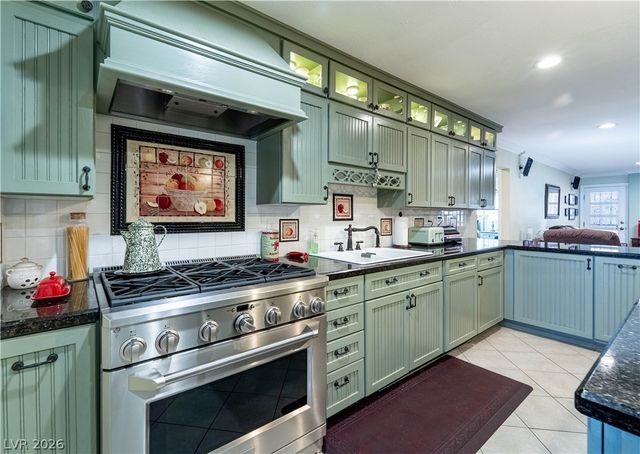 4656 Skyland Drive, Las Vegas, NV 89121