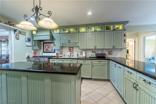 4656 Skyland Drive, Las Vegas, NV 89121