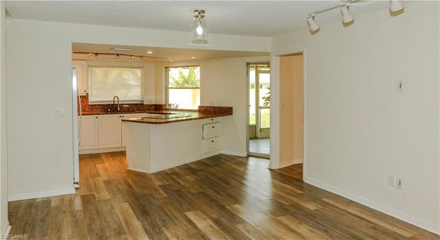 5654 Eichen CIR W, Fort Myers, FL 33919
