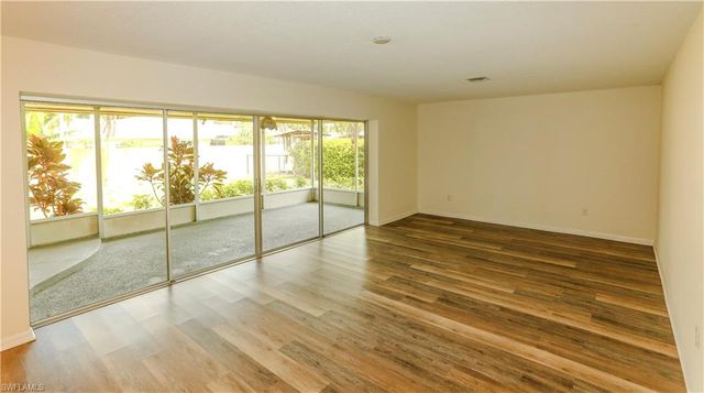 5654 Eichen CIR W, Fort Myers, FL 33919