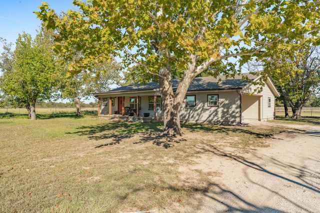 551 County Road 416, Comanche, TX 76442