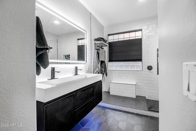 10011 S 183RD Lane, Goodyear, AZ 85338