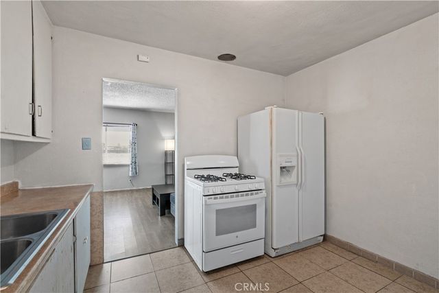 2372 N San Carlo, San Bernardino, CA 92407