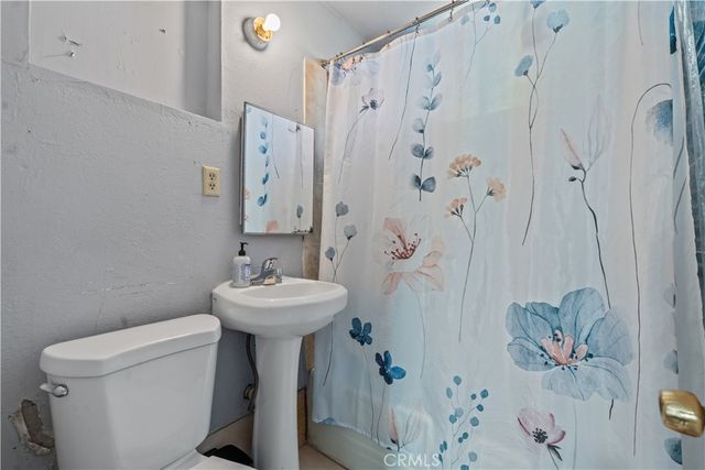 2372 N San Carlo, San Bernardino, CA 92407