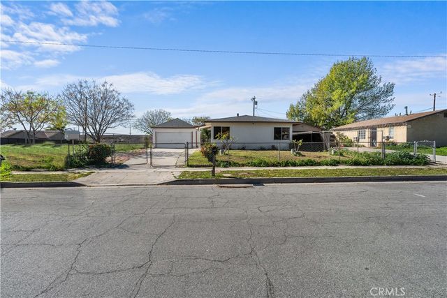 2372 N San Carlo, San Bernardino, CA 92407