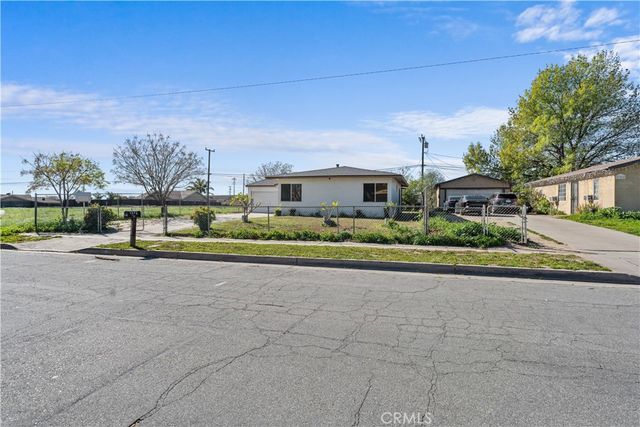 2372 N San Carlo, San Bernardino, CA 92407