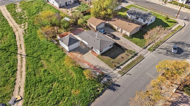 2372 N San Carlo, San Bernardino, CA 92407