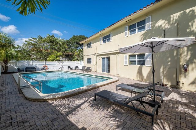 2020 Miami Rd B, Fort Lauderdale, FL 33316