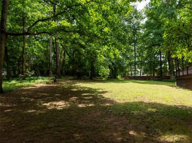 125 Saddle Creek Court, Roswell, GA 30076