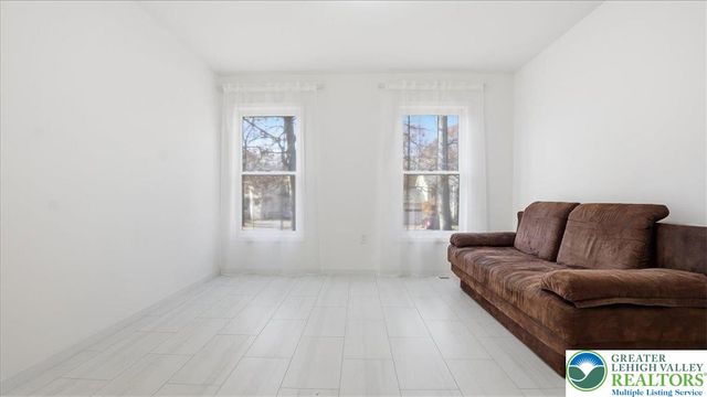 2312 Cramer Court, Lehman Twp, PA 18324