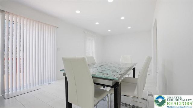 2312 Cramer Court, Lehman Twp, PA 18324