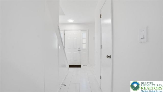 2312 Cramer Court, Lehman Twp, PA 18324