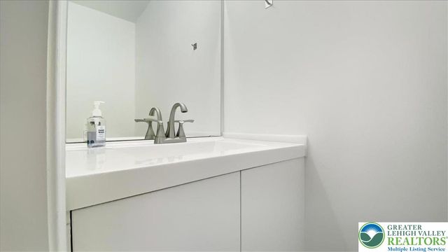 2312 Cramer Court, Lehman Twp, PA 18324