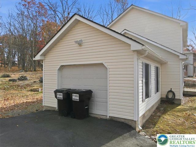 2312 Cramer Court, Lehman Twp, PA 18324