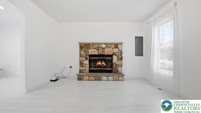 2312 Cramer Court, Lehman Twp, PA 18324