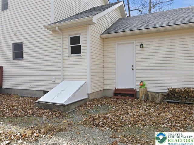 2312 Cramer Court, Lehman Twp, PA 18324