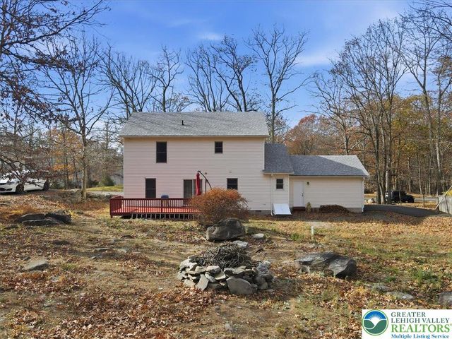 2312 Cramer Court, Lehman Twp, PA 18324