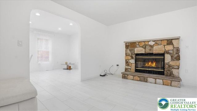 2312 Cramer Court, Lehman Twp, PA 18324