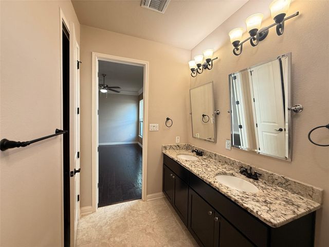 2021 Simond Ave D, Austin, TX 78723