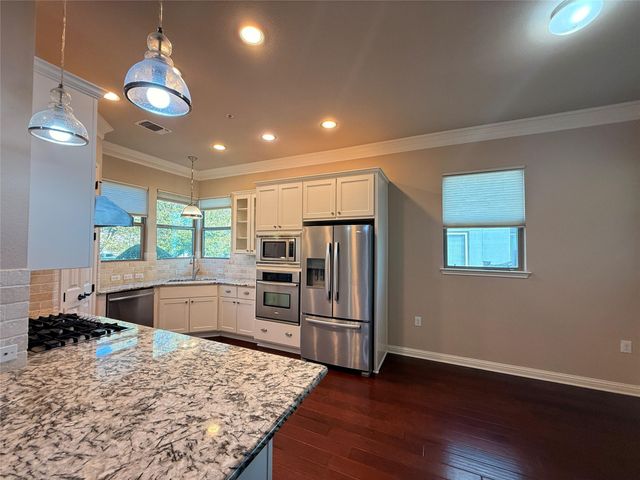 2021 Simond Ave D, Austin, TX 78723