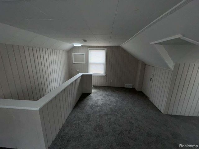 18292 Mendota Street, Detroit, MI 48221