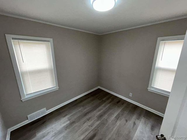 18292 Mendota Street, Detroit, MI 48221