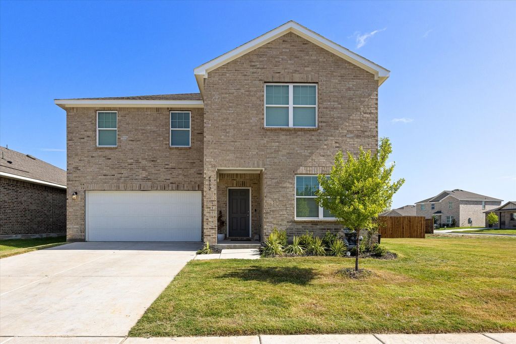 4912 Gadwall Drive, Fort Worth, TX 76179