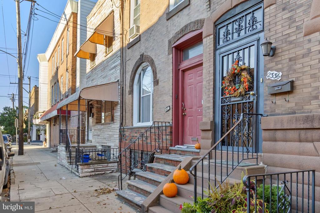 2338 S 16TH ST, Philadelphia, PA 19145
