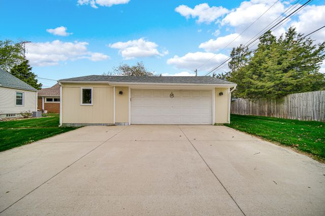 709 F Street, La Porte, IN 46350