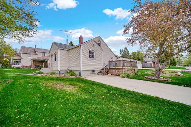 709 F Street, La Porte, IN 46350