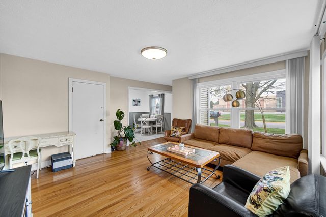 709 F Street, La Porte, IN 46350