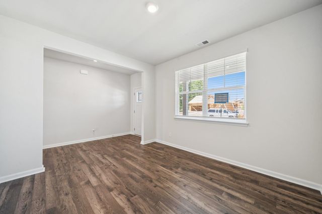 545 SUMMERCREST AVE, Waynesboro, VA 22980