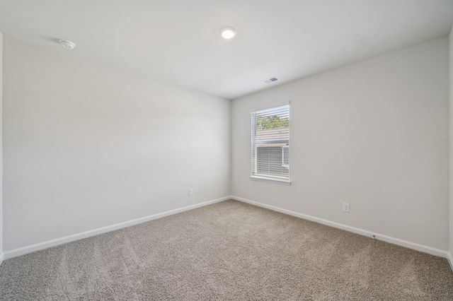 545 SUMMERCREST AVE, Waynesboro, VA 22980