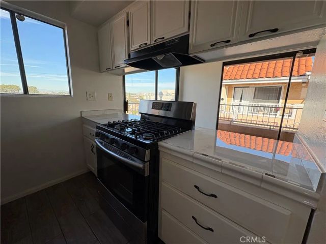 1168 E 10th Street 213, Long Beach, CA 90813