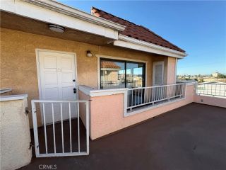 1168 E 10th Street 213, Long Beach, CA 90813