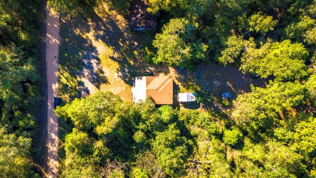 1325 Josephine Road, Livingston, TX 77351